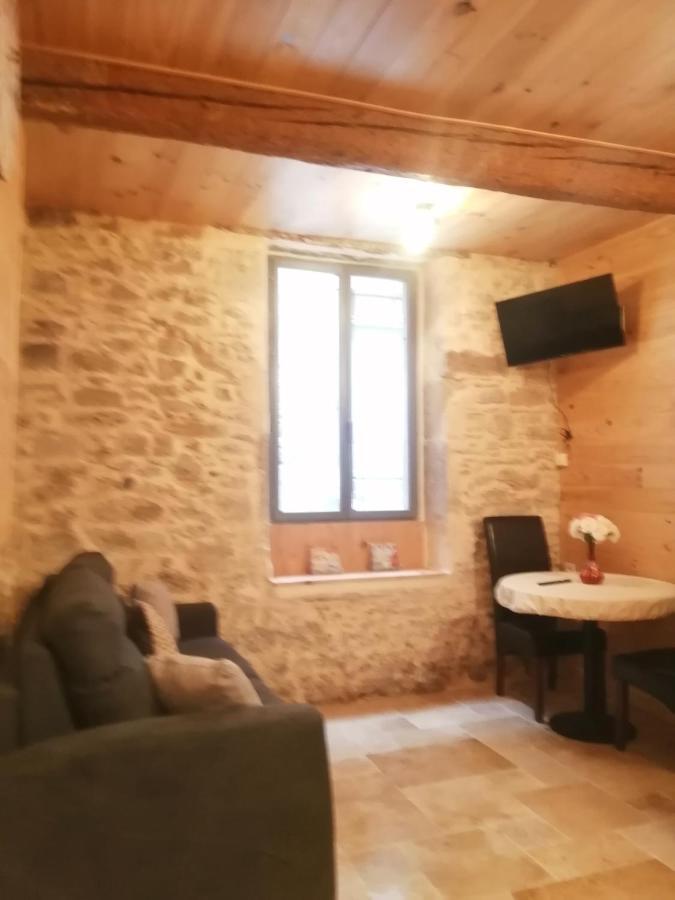 Studio Au Centre Ville De Carcassonne Buitenkant foto